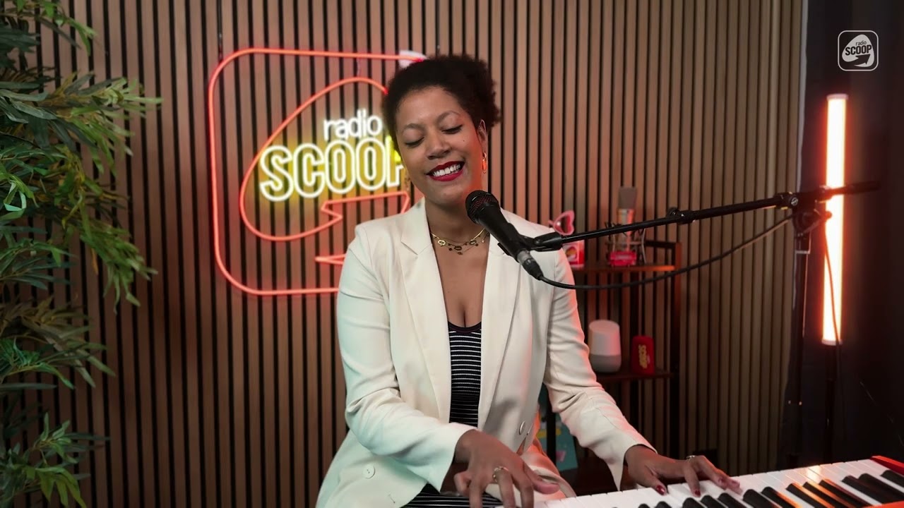 Lung's poetry – Live Radio Scoop | 3 titres piano-voix : The Other Side, Feeling Good, The Shore