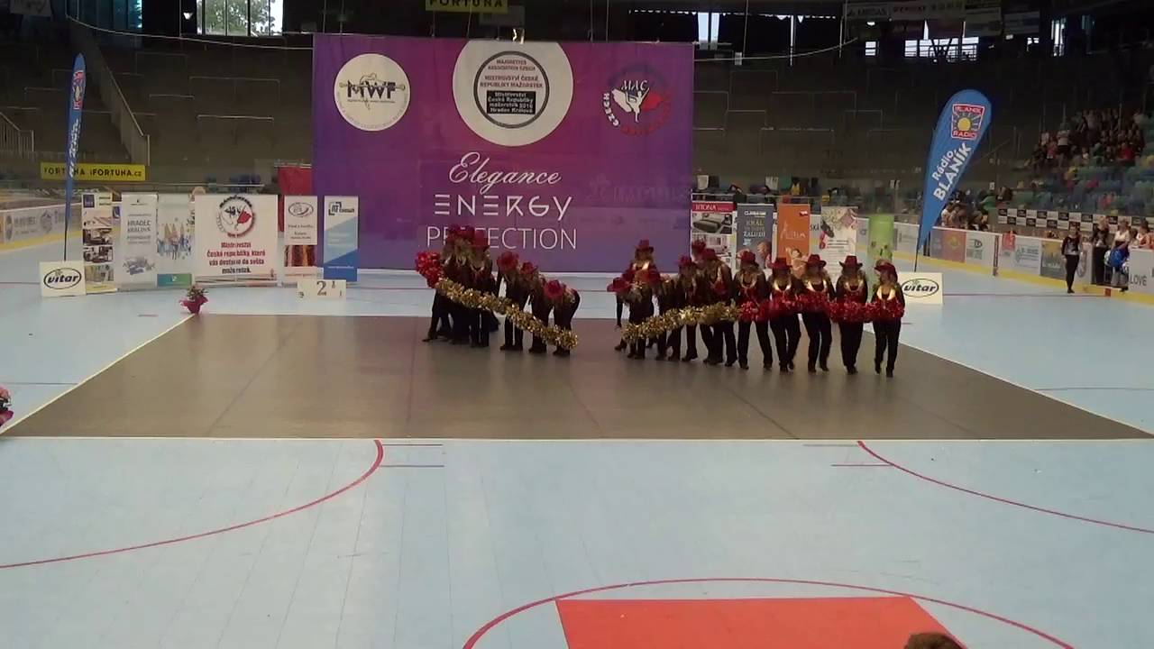 MČR Mažoretek 2016 HK mama team A-team HK