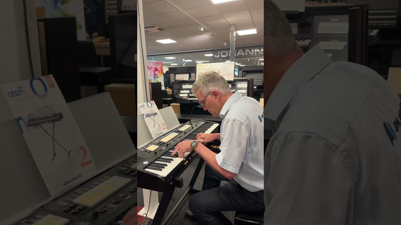 Shop nu het nieuwe Johannus ONE2 portable orgel op www.johdeheer.nl!🎹🎶 #orgel #orgelmusik