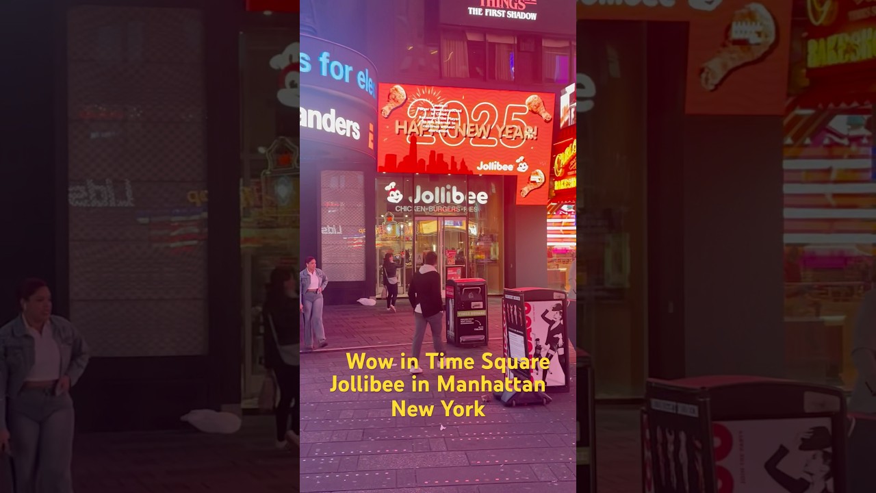 Finding Jolibee at Times Square in New York #travel #pinoy #shorts #food #nyc #Jollibee #Filipino
