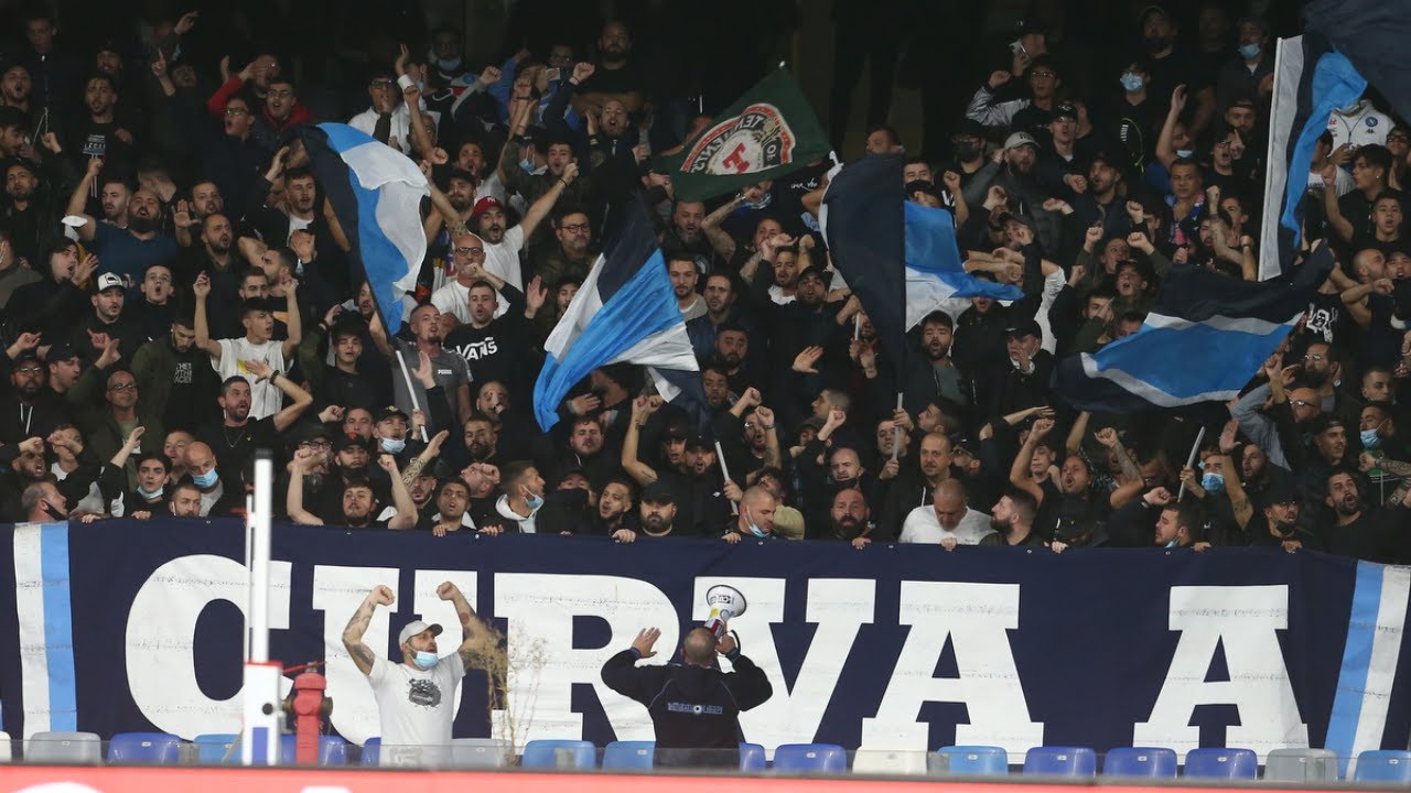 Ultras Napoli Curva A 🎙 Pace con De Laurentiis? 🙌 Annuncio del portavoce dei tifosi