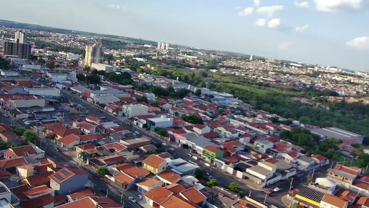 Drone em Sumar&eacute; (SP) - Av. Rebou&ccedil;as