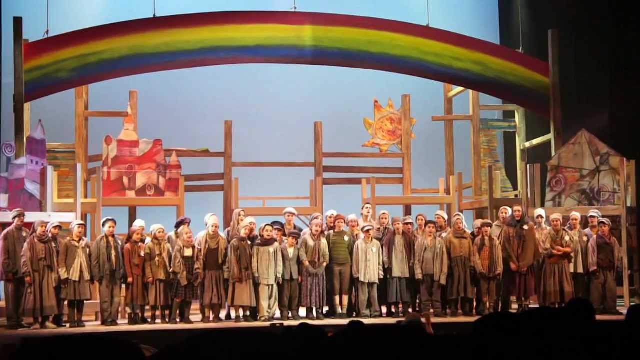 Brundibar - Coro voci bianche Teatro dell'Opera di Roma; maestro J.M. Sciutto