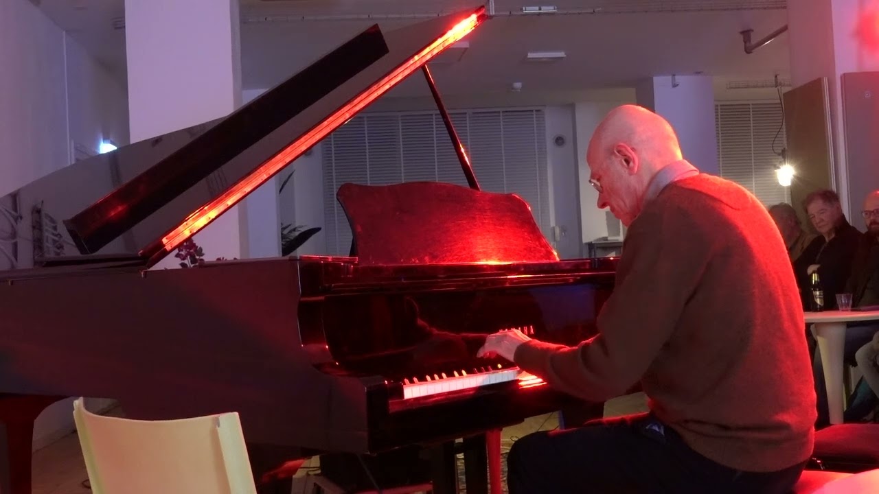 Guus Janssen in Studio Loos / Tribute to Max Bolleman