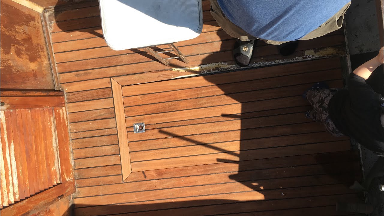 Gobbi boat restore - Part 3 (getting work done)