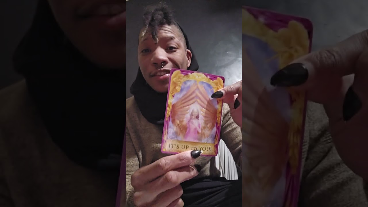 Some DC characters and Lauren have a message for y'all.  *I had to pull a Yzma at the end like YEET*