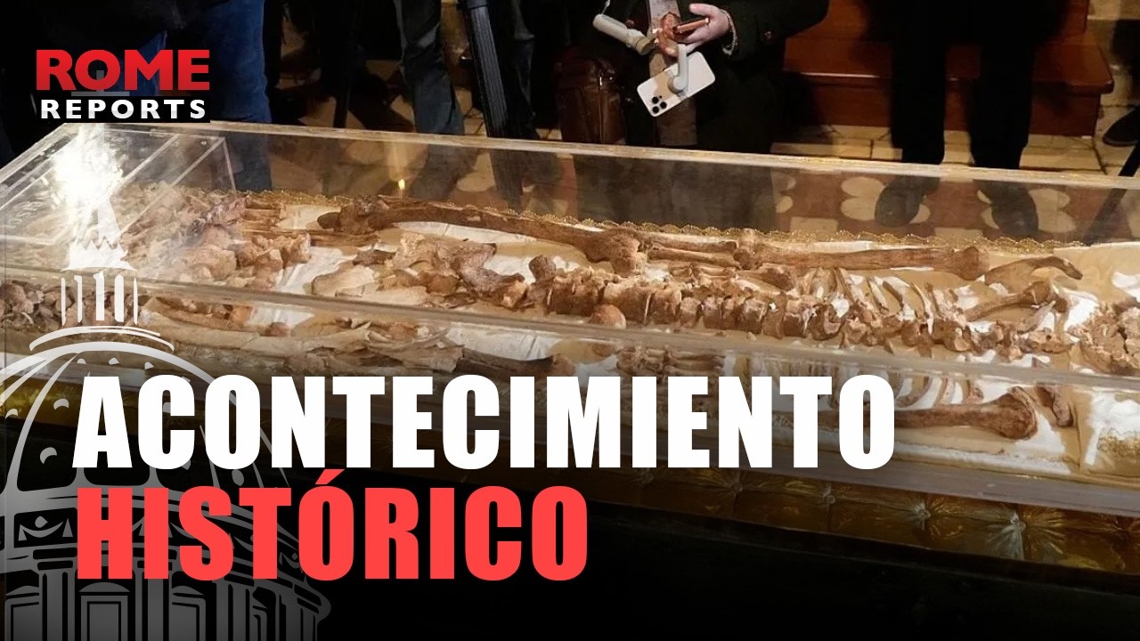 ACONTECIMIENTO HISTÓRICO en ASÍS : se EXPONEN los RESTOS de SAN FRANCISCO por PRIMERA vez