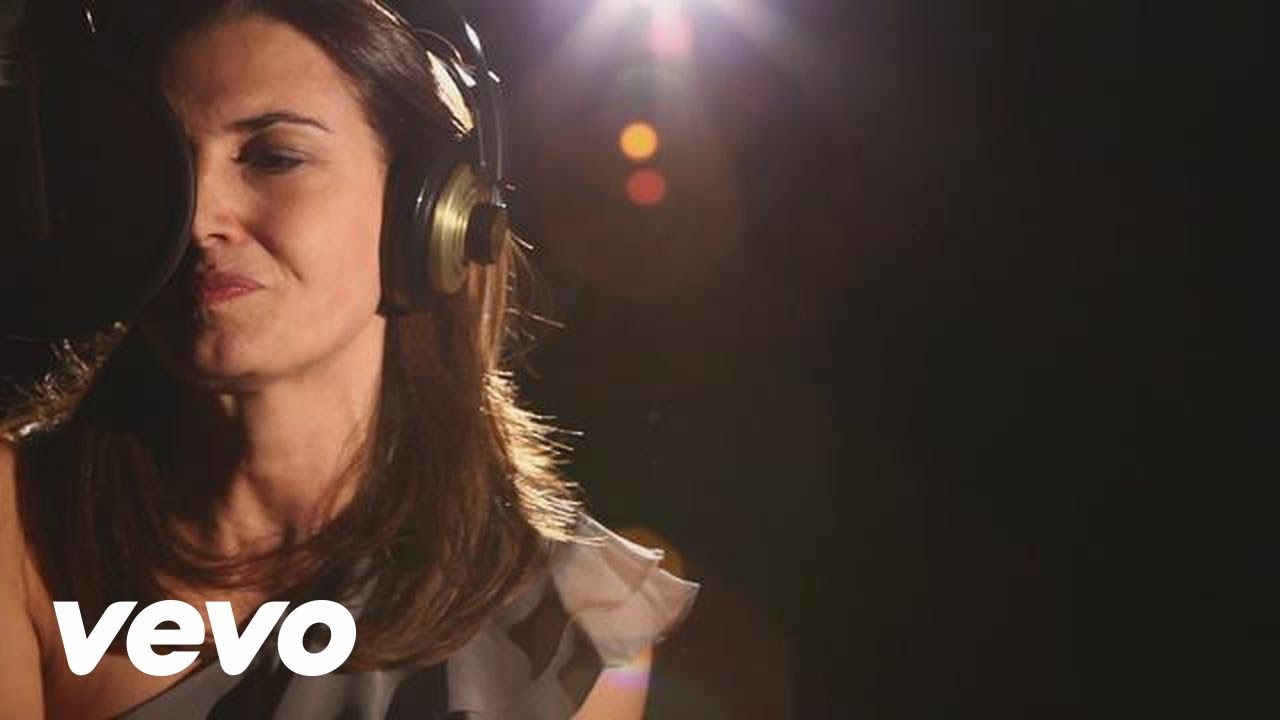 Monica Molina - Adiós A España (Primer Plano)