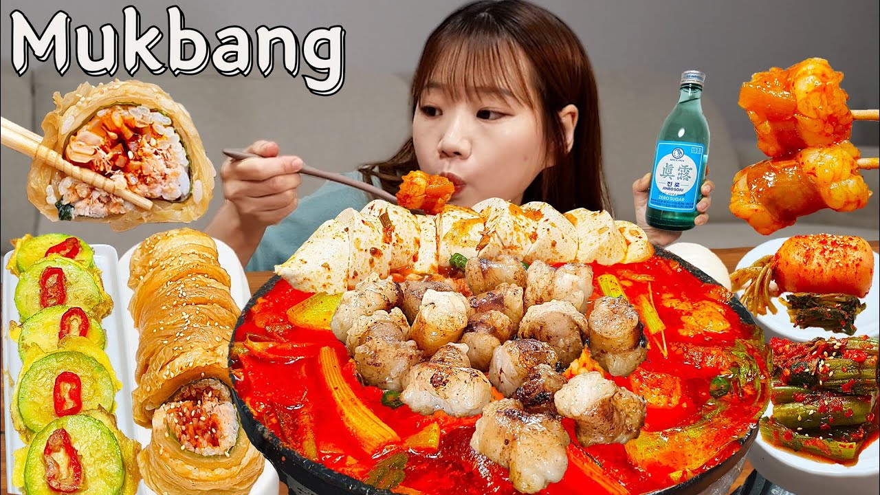 Sub)Real Mukbang- Горячее мясо с острыми говяжьими кишками🔥 Лапша 🍜 Рис с кимчи 🍙 АСМР КОРЕЙСКАЯ ЕДА