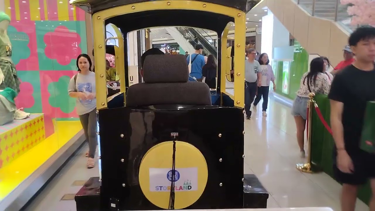 The SM Storyland Train On Ride Preview R