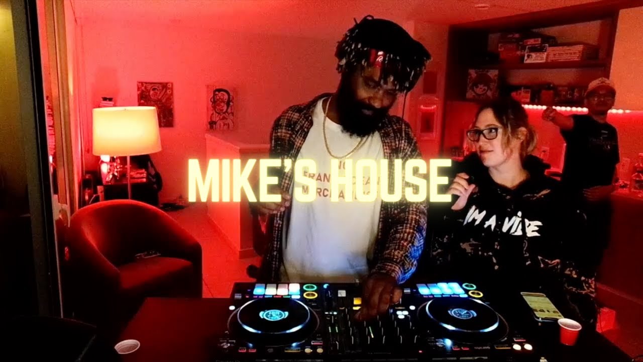 Mike's House ft. SUPER FAKE | Groovy Feel Good Future RnB & House Mix