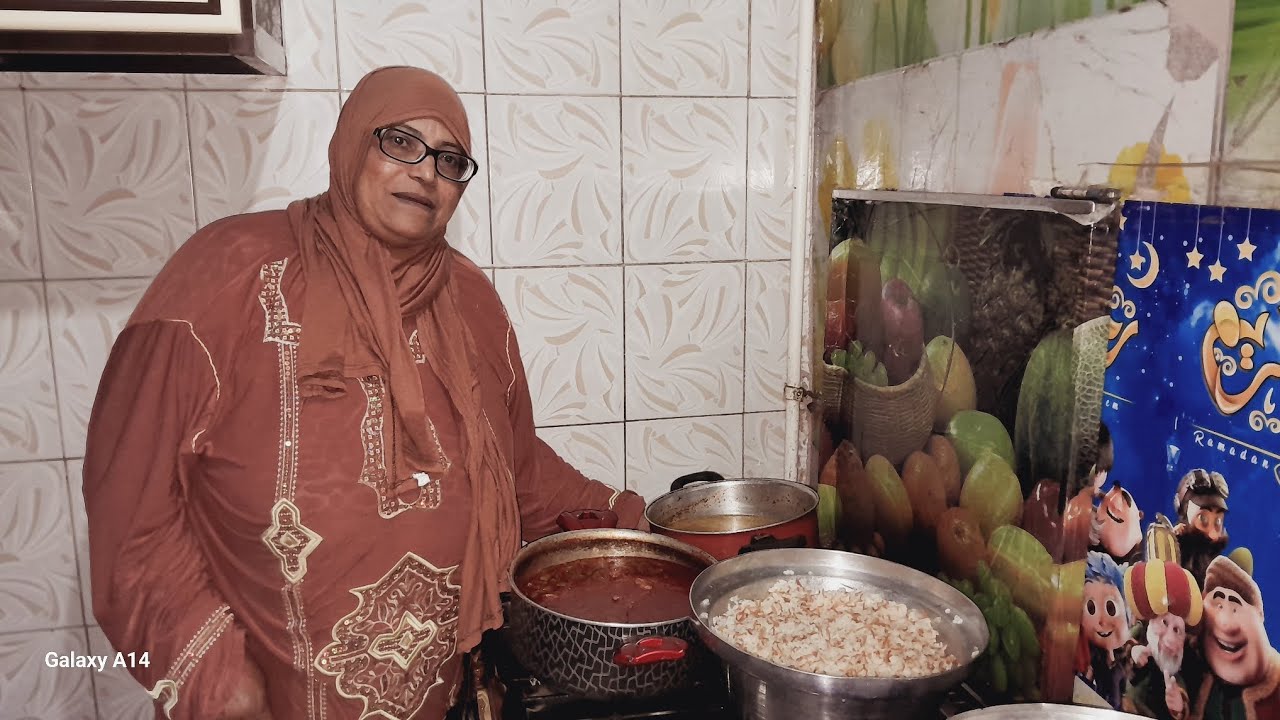 طريقة عمل الرز الأبيض بالشعريه🍚 والفاسوليه بالحمه🥘 وشربت لسان عصفور🍲  تعالوا نشوف الطريقه ‼️💯