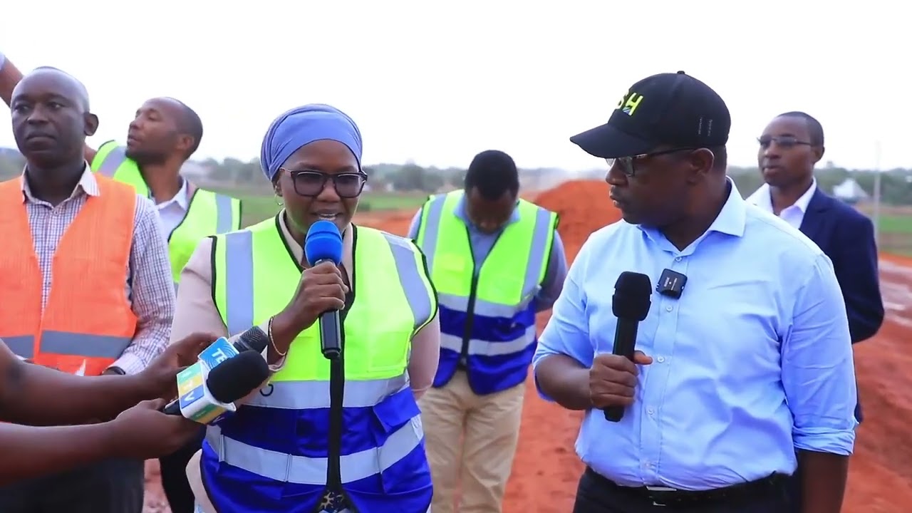Waziri wa Ujenzi Ulega amemtaka Mkandaras Estim anaejenga barabara ya Mtanana-Kibaigwa kuongeza kasi