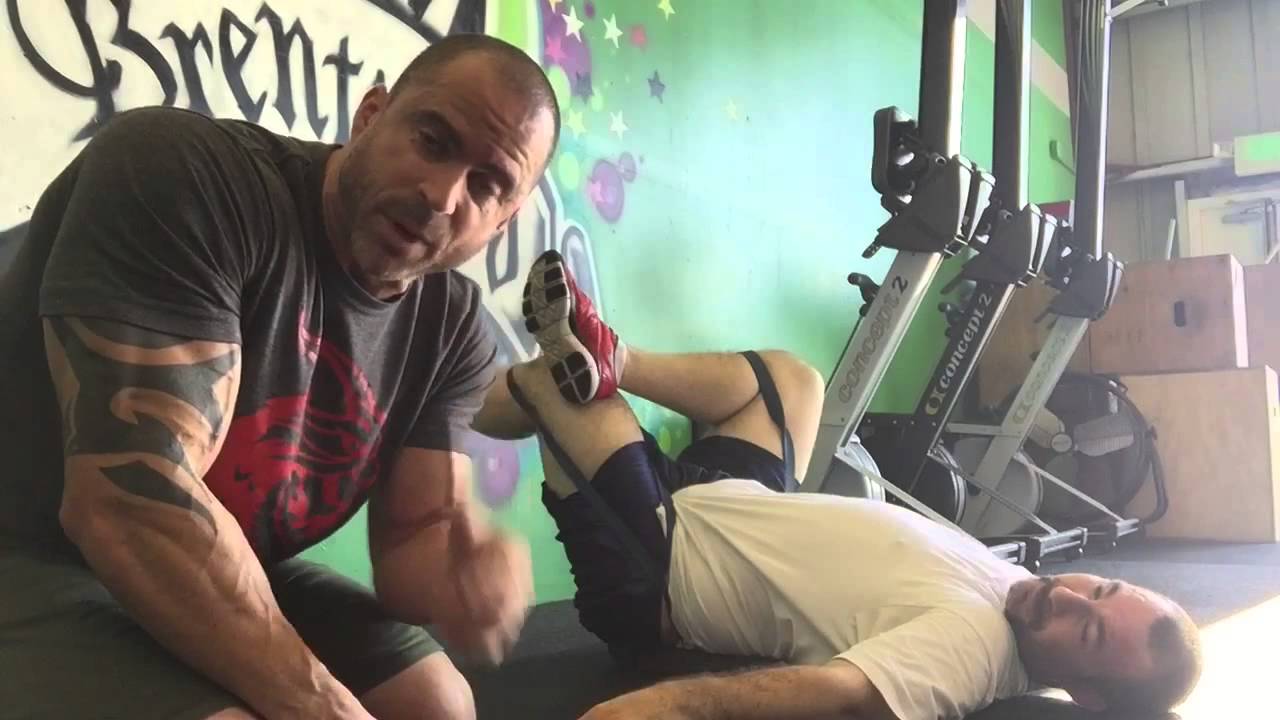 The QL the Abductors of the Hip and low back pain fix it | Trevor Bachmeyer | SmashweRx