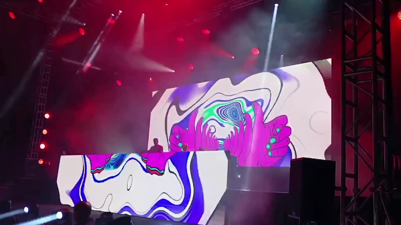 The Chainsmokers Live In Qatar 2018