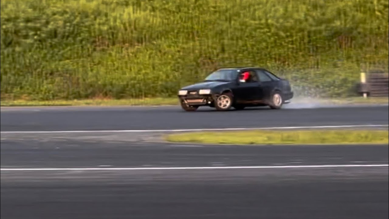 Merkur xr4ti drifting