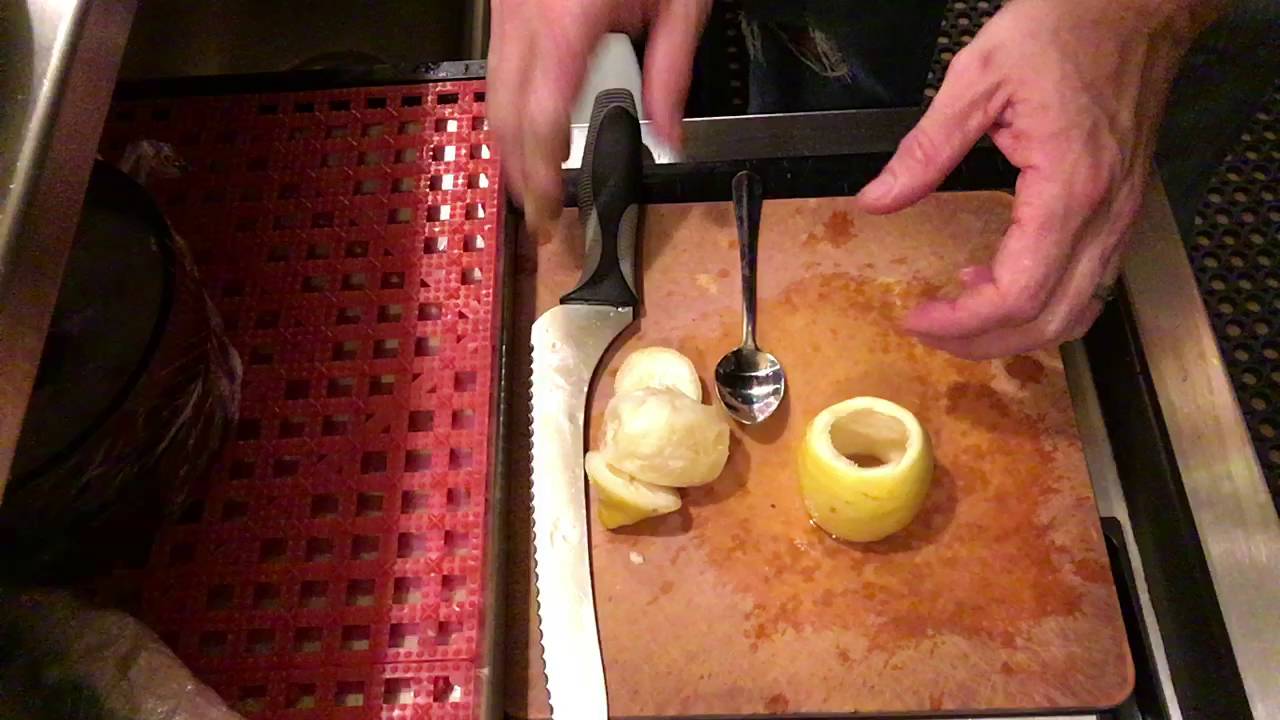 How to Cut Lemon Twists