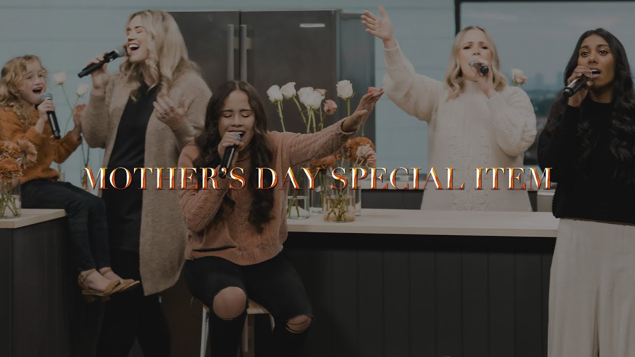 Mothers and Daughters Sing The Blessing | Christian Worship Kingdomcity