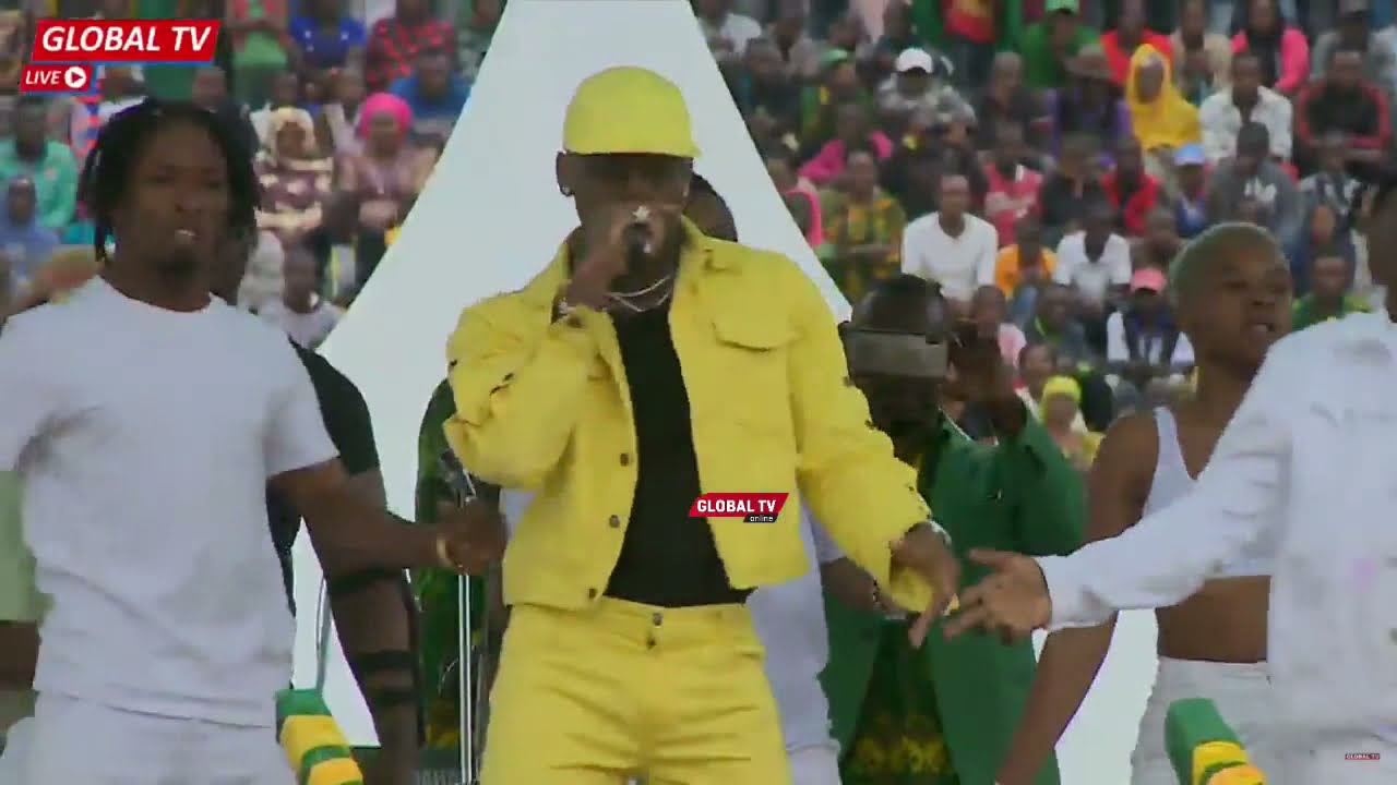 🔴#LIVE:  DIAMOND Amkosha MAGUFULI Akipafomu MWANZA, Amuita AMVALISHA KOFIA YAKE LAIVU....