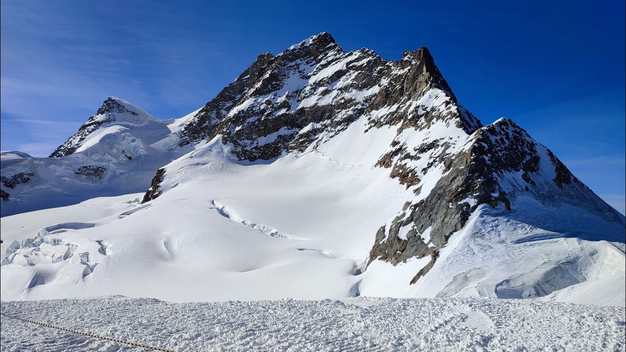 นั่งรถไฟเที่ยวยอดเขาจุงเฟรา  สวิตเซอร์แลนด์   Traveling from Lauterbrunnen to Jungfraujoch  by train