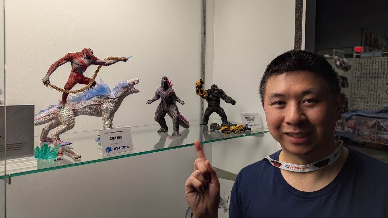 Стенд Hiya Toys NYCC с новыми фигурками Годзиллы и многим другим!