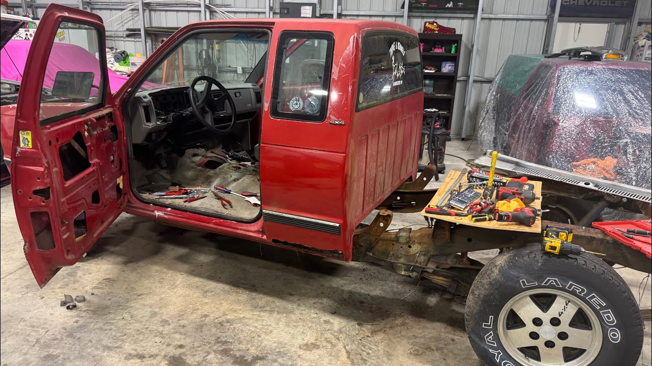‘93 S10 Interior Removal