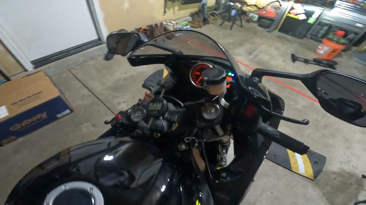 2019 GSX-R 600 w/ @TeamMooreMafia 2-step