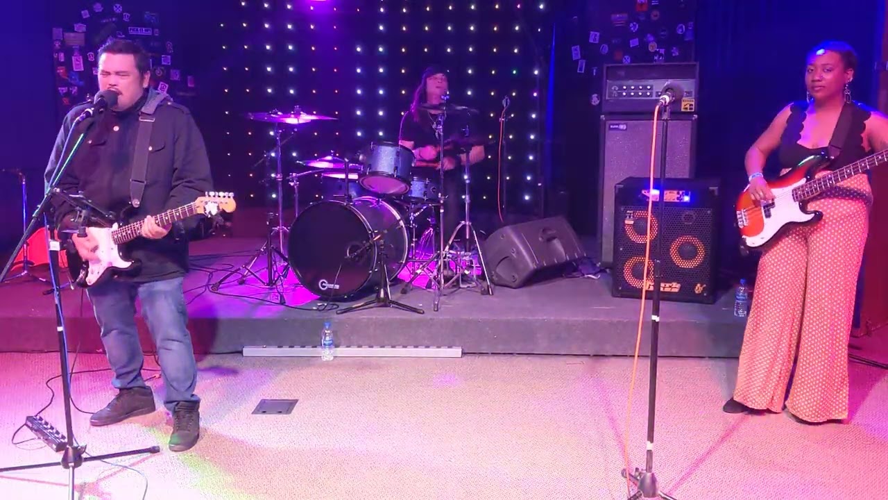 Winter Reign Performs 