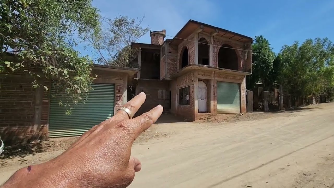 SE VENDE ESTA  CASA 🏡.