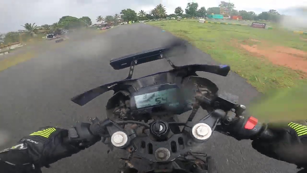 Wet track riding POV | Aruani Grid | Yamaha R15 | Motorsports with Chan | June 2025 - Log4