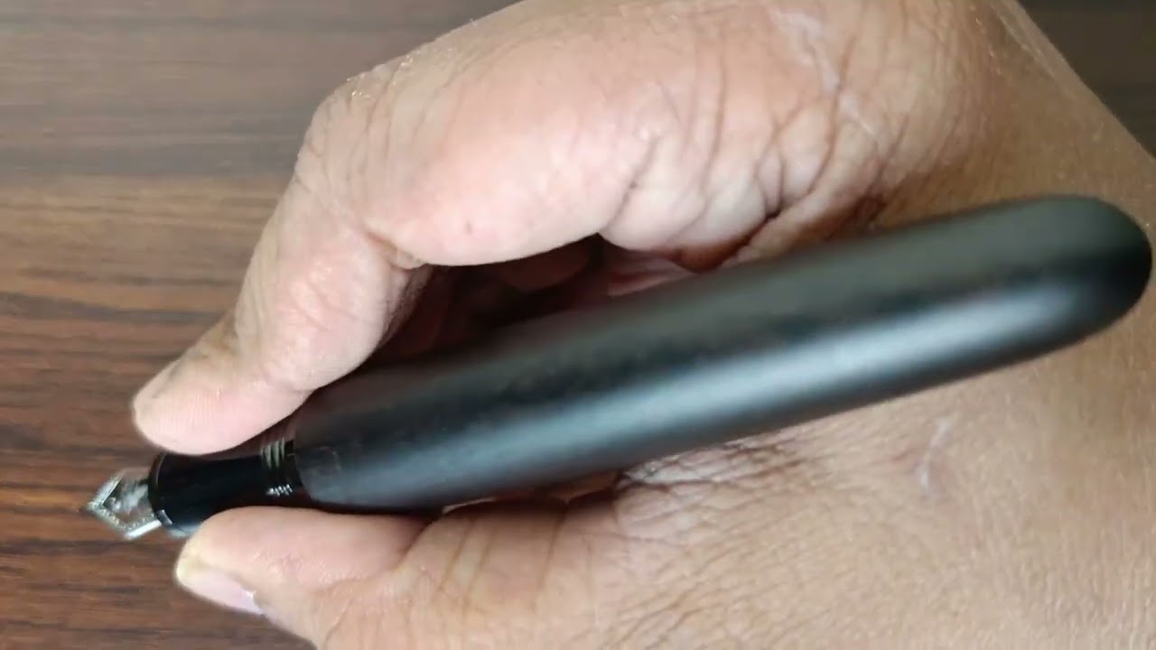 A fountain pen with Amazing Engraving - Jinhao Heritage series (9056)