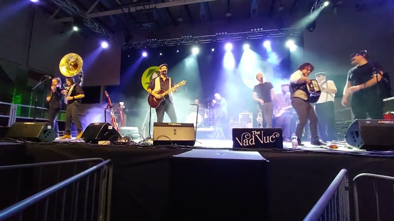The Vad Vuc feat. Lorenzo Monguzzi e Elio Biffi - El magnano  (Nanni Svampa)