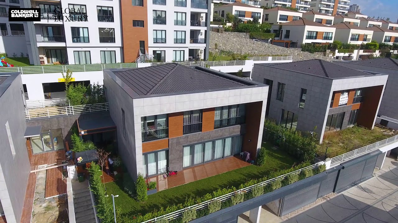 Bahçeşehir Konakları Satılık villa Tam Müstakil