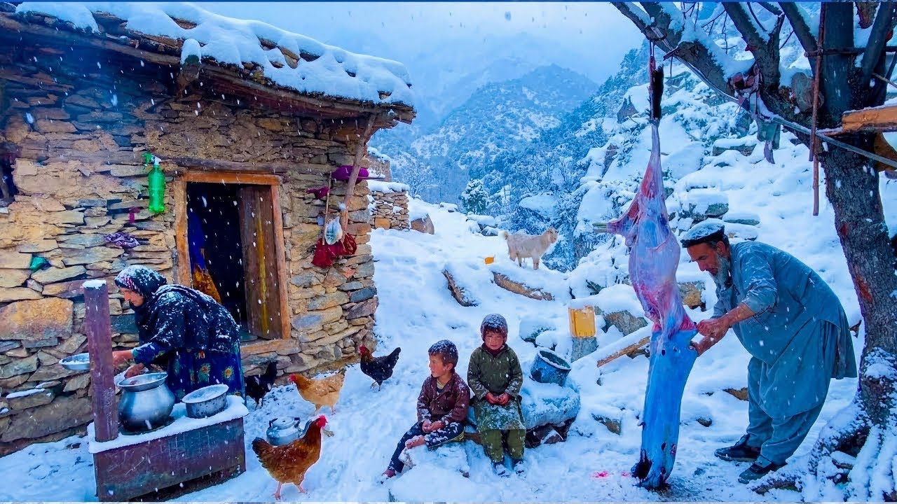 Two Hours of Extreme Winter Life in Afghanistan&rsquo;s Remote Snowy Mountains Far From Civilization ❄️🏔️