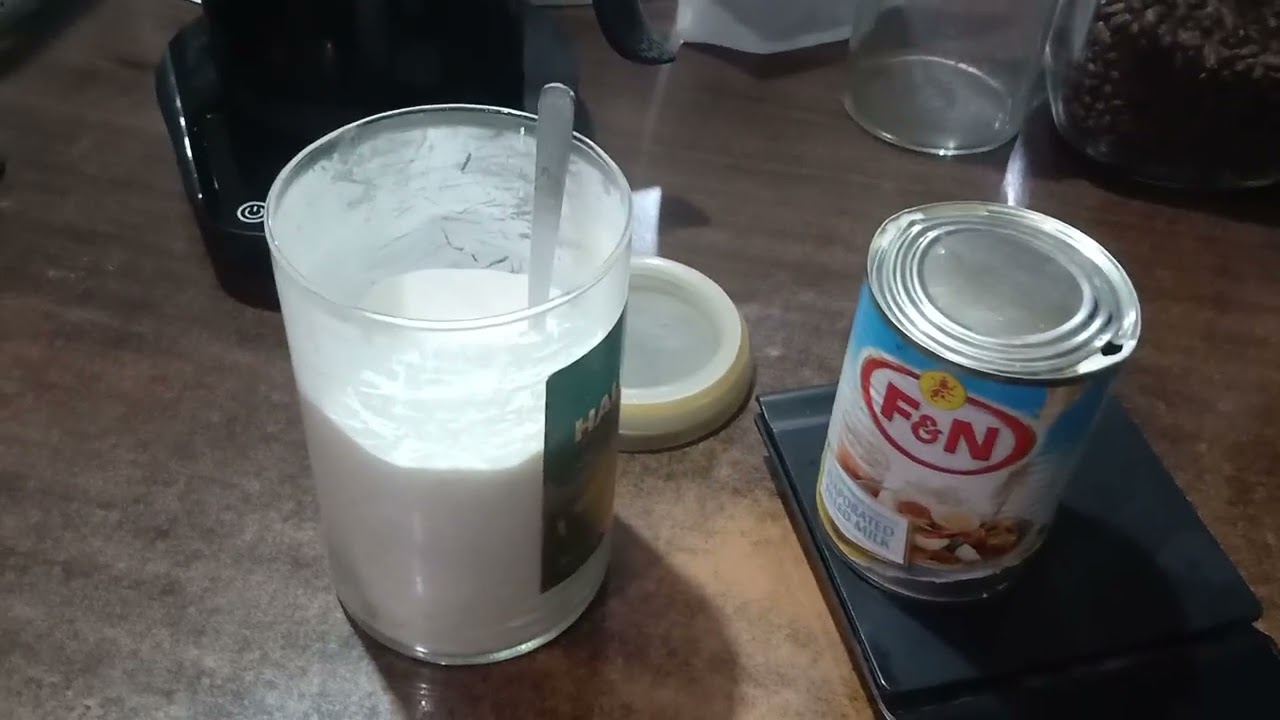 perbedaan creamer bubuk dan susu evaporasi untuk es kopi susu creamy