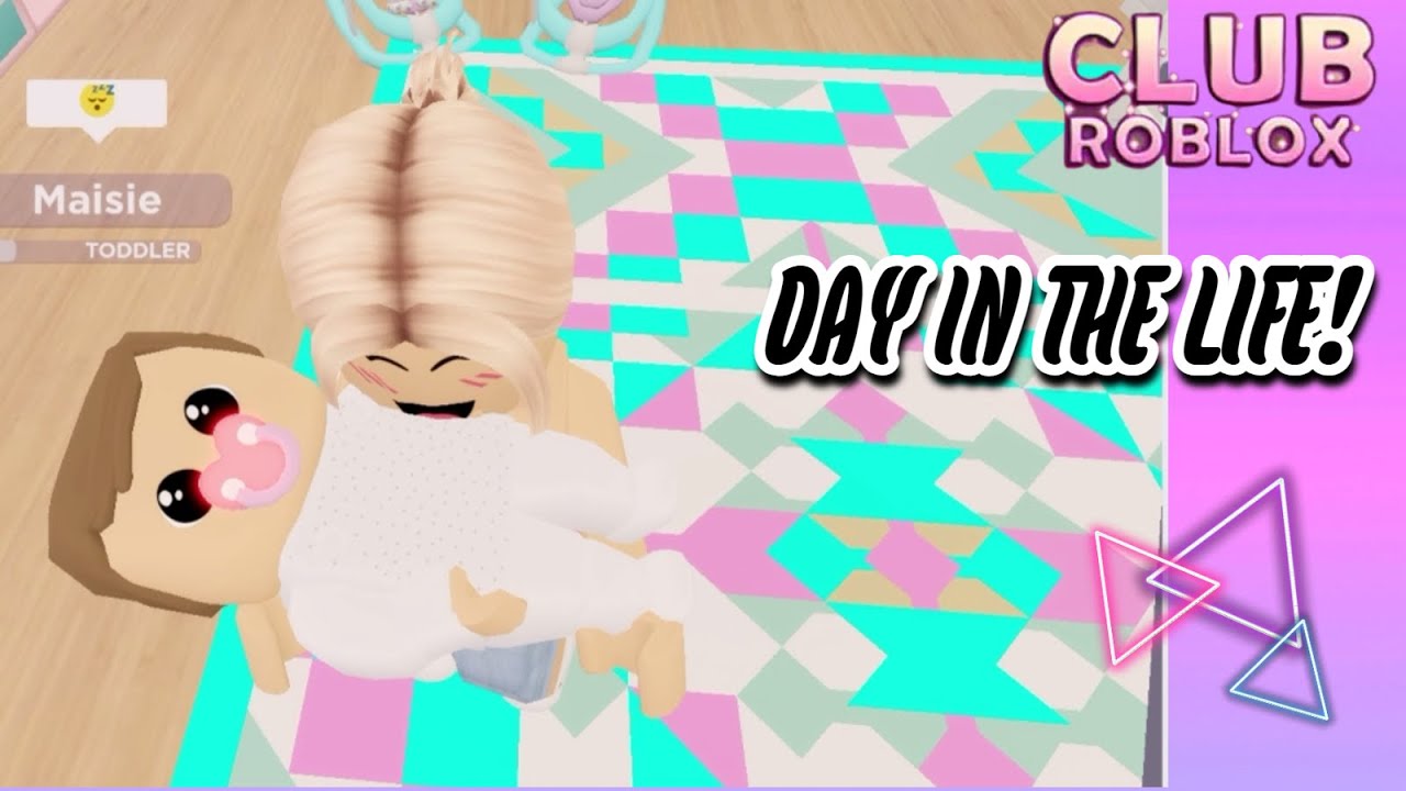 Club Roblox Day in the Life Weekday Edition *Decorating for Halloween!