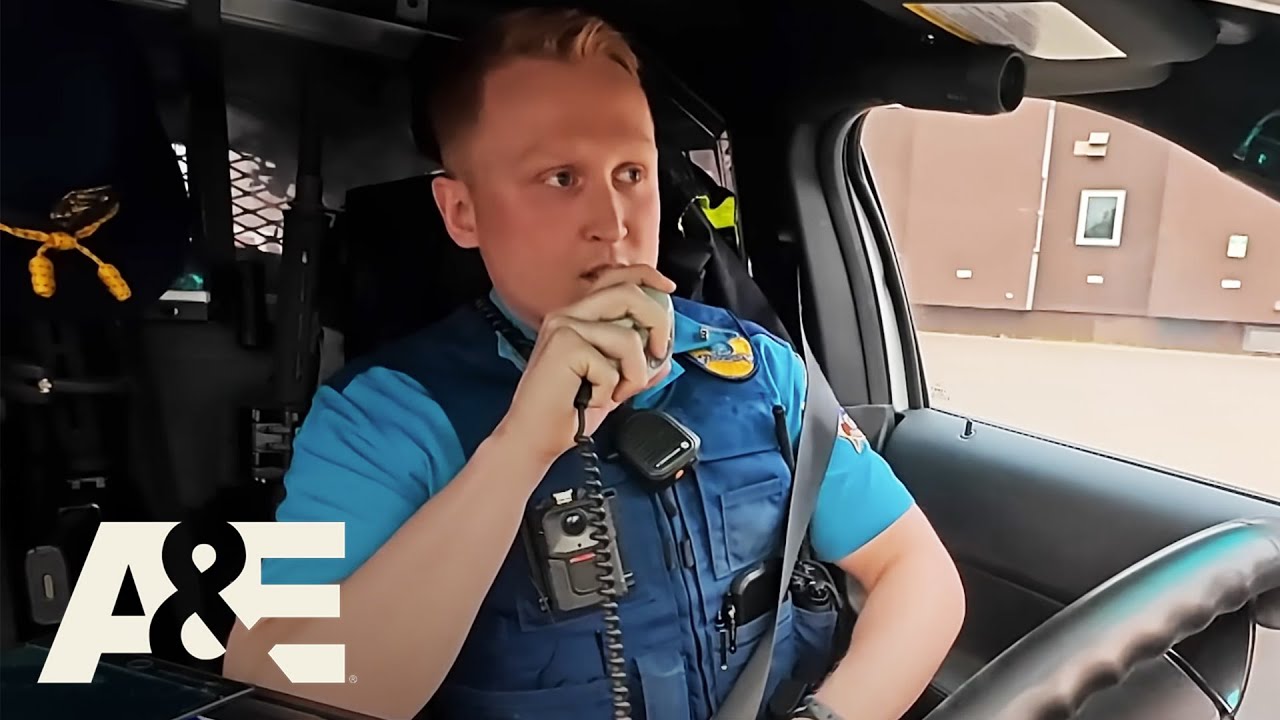 Trooper Pursues Fleeing Driver During Summer Solstice | Alaska State Troopers | A&E