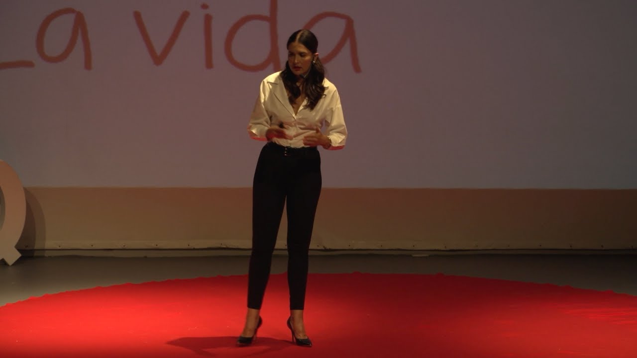 El poder de la resiliencia en el camino hacia el éxito | Mô Almada | TEDxUSFQ