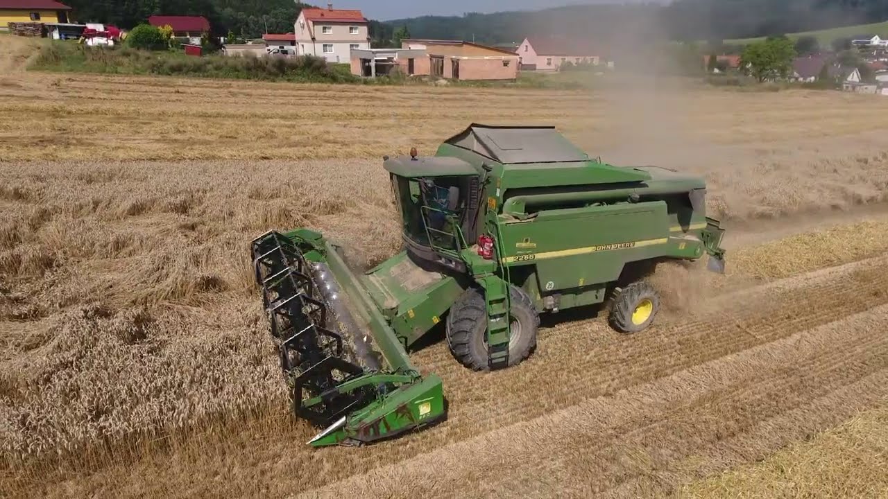 JOHN DEERE T670i s PREMIUM FLOW 625 + JOHN DEERE 2266 HILLMASTER.