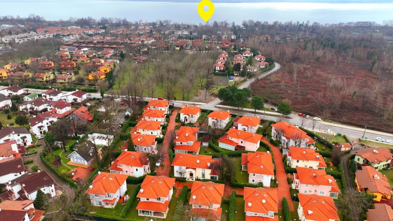 فيلا للبيع بسعر جبار في صبانجا .sapanca satılık villa