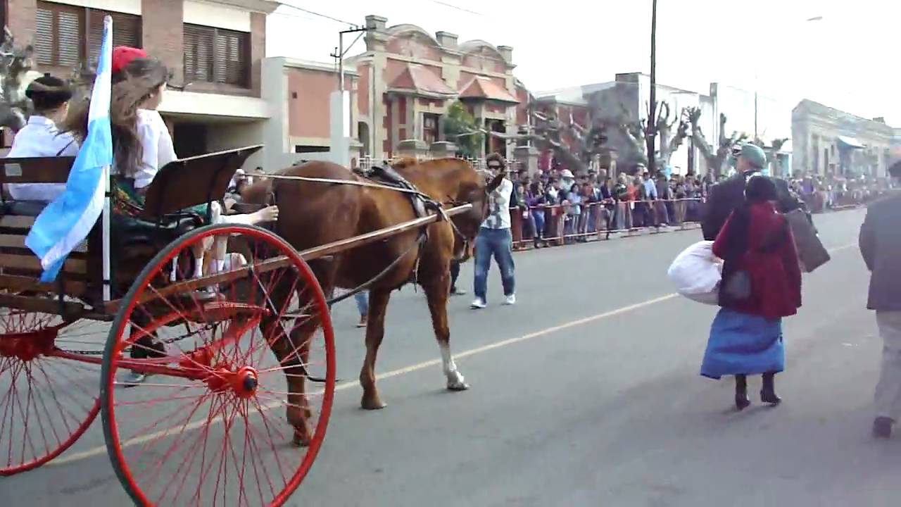 Daireaux - Desfile por el Centenario