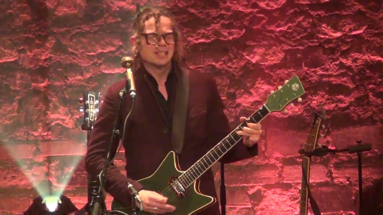 Bernhoft : All My Loving @ Café de la Danse, Paris (25/11/24) - 5/15