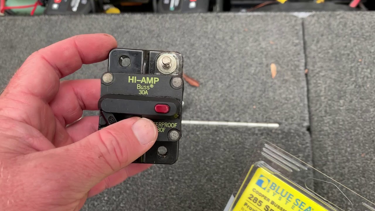 Bass Boat 30 Amp Circuit Breaker Replacement