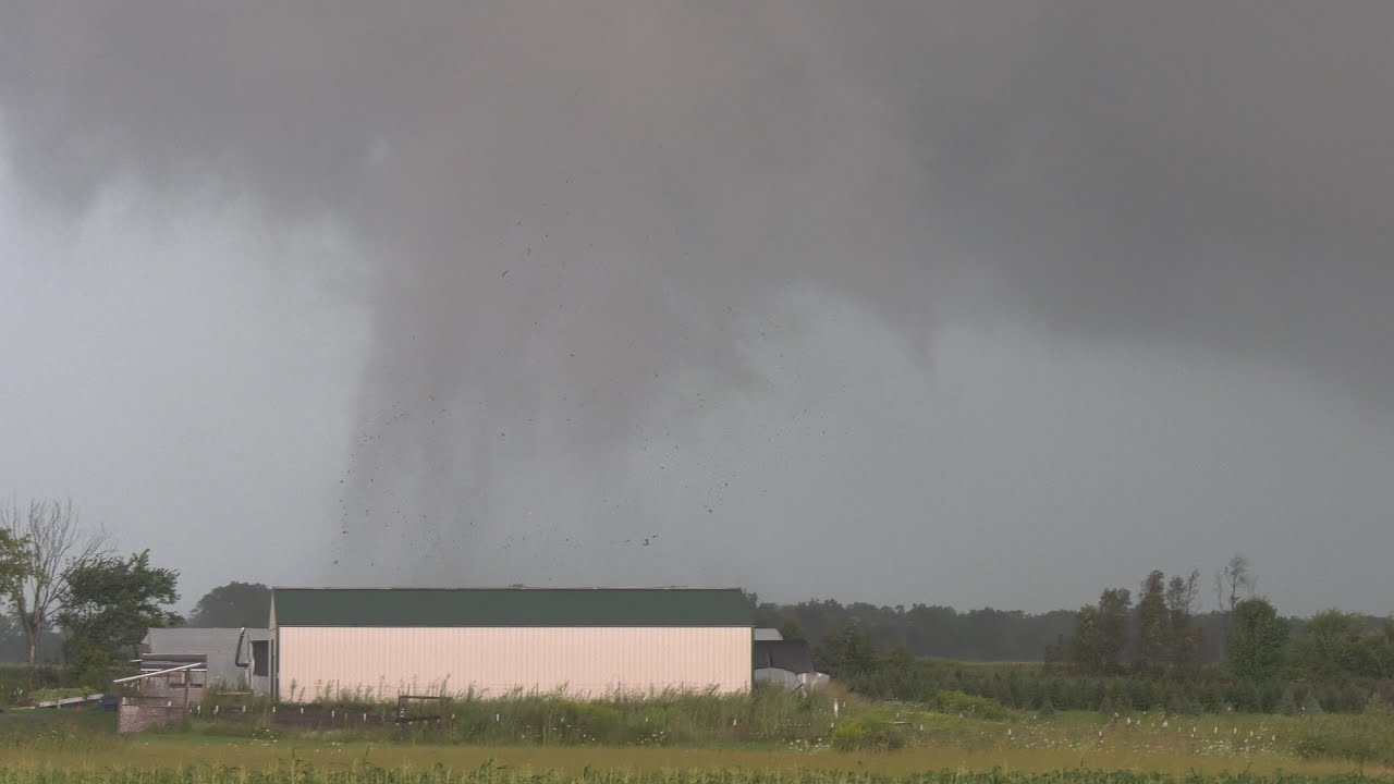 8-11-2021 | EF-0 Wisconsin Tornado - Pulaski, WI