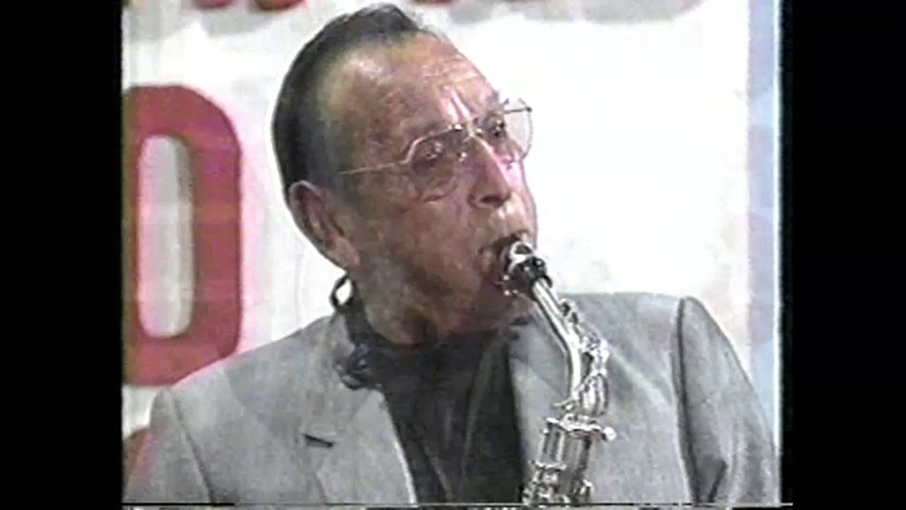 OLMEDO TORRES Saxo PACO GODOY acordeón CANSADOS PIES TONADA VIÑEDOS PASILLO COMIENZA LA FIESTA