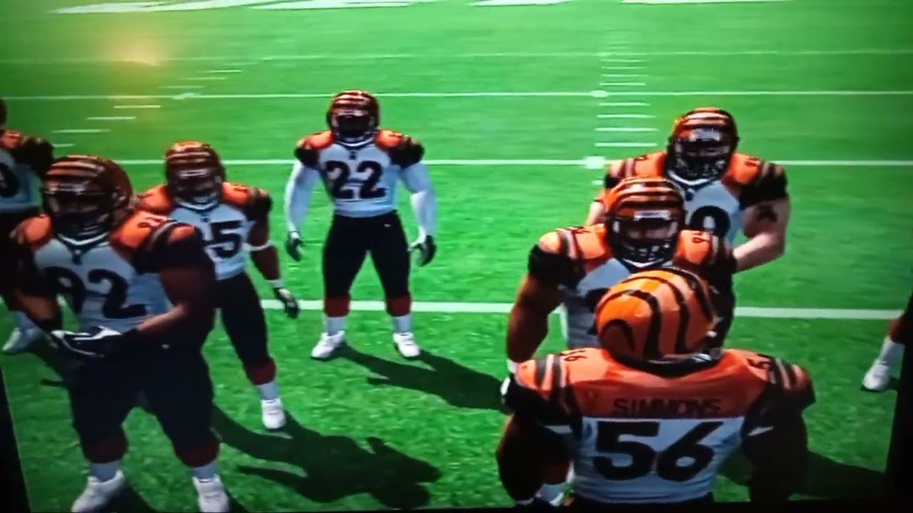 Two teams trying to figure things out ( part 1 Bengals v jets wk 1 Madden 05 franchise mode)