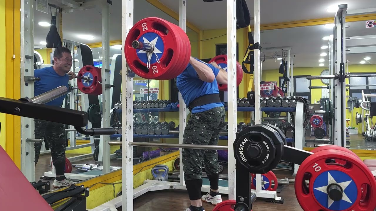대흥 피티 1000일 스쿼트 1월19일 561일차 스쿼트 220kg,260kg(중량훈련), 데드리프트  200kg 