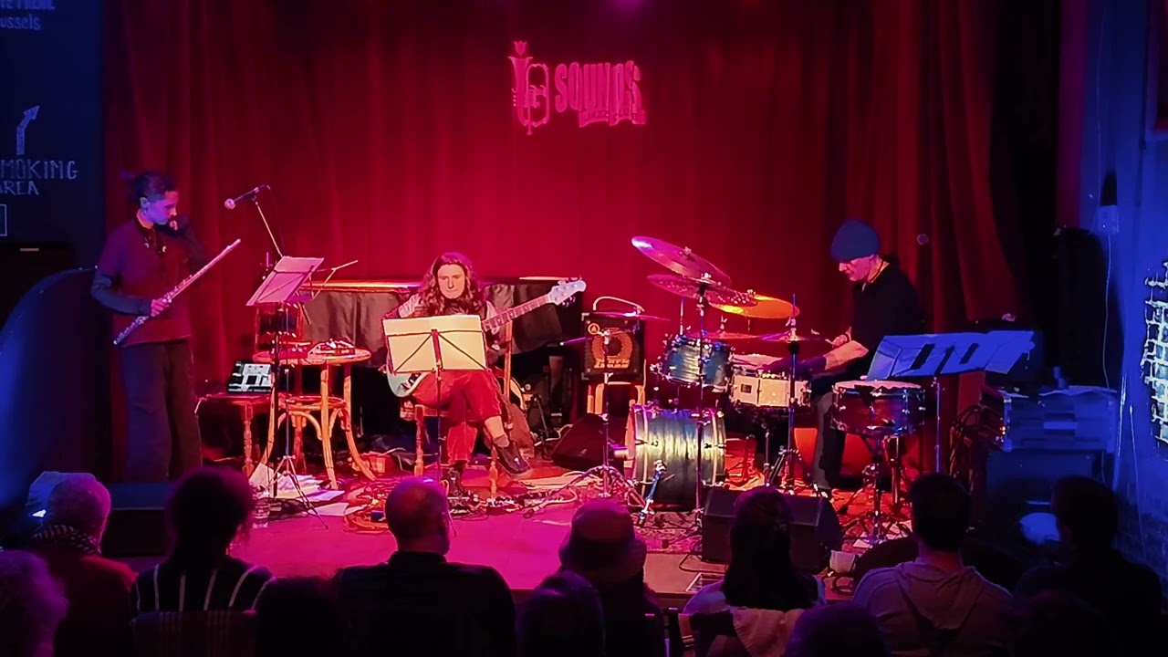 St&eacute;phane Galland KANDA, Live Selection