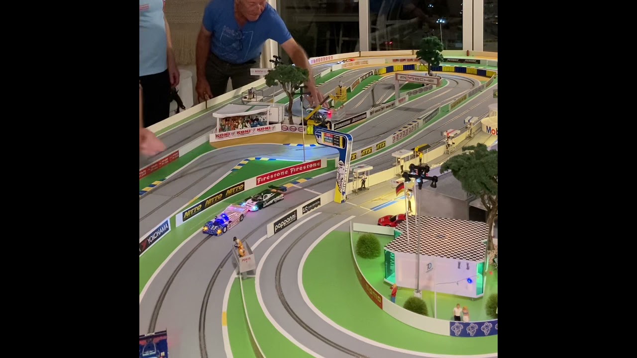 BLST - SLOT CAR DIGITAL - day and night