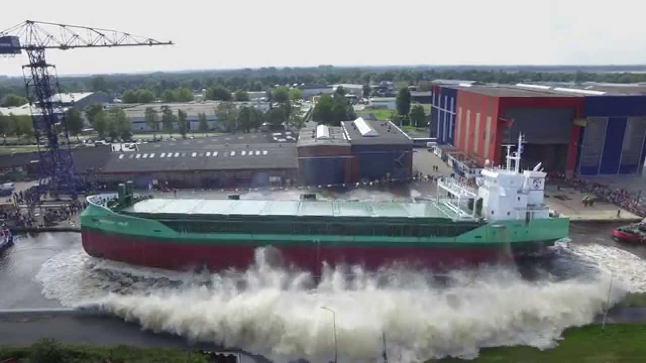 Royal Bodewes / Arklow Vale tewaterlating / 18 september 2015